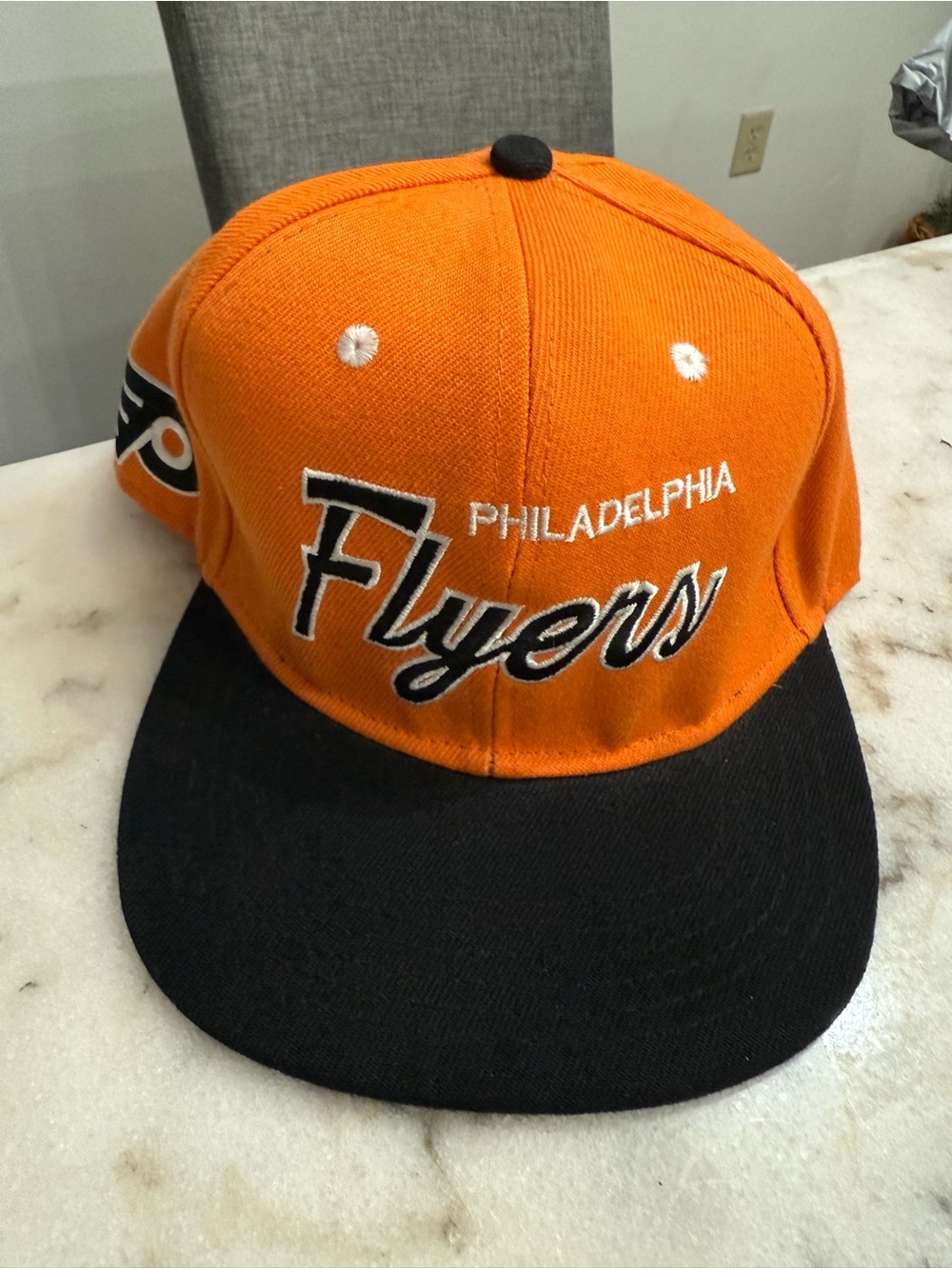 Vintage Mitchell & Ness NHL Philadelphia Flyers Orange & Black Snapback Hat